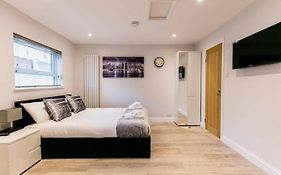 City Cb1 Studio Just Off Mill Rd, Close To Train Station - Walk To Station And City Centre